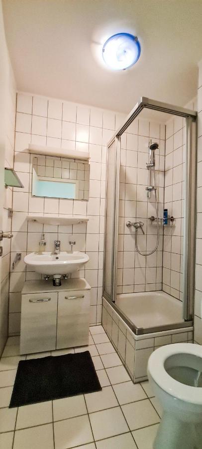 Ruhige Wohnung Im . Private Parkplatz ,Balkon ,Netflix Nuremberg Exterior photo